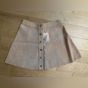BNWT- F21 Genuine Pig Suede Leather Pastel Pink Mini Skater Skirt (S)